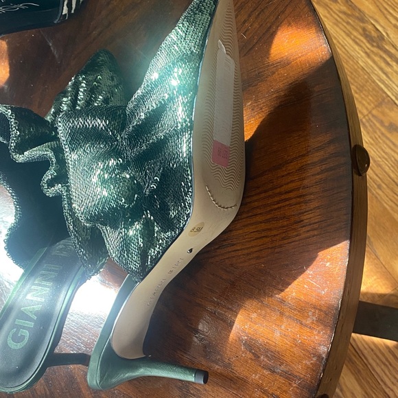 Gianni Bini Sparkling Green Sequin Mules - Picture 2 of 6